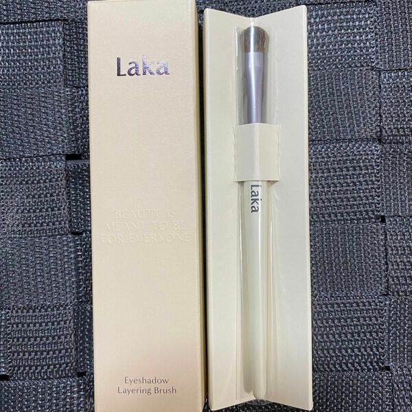 【新品未使用】LAKA アイシャドウブラシ