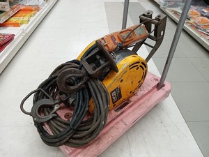 【ジャンク品】リョービ RYOBI 電動ウインチ 吊上荷重0.2t 揚程27m WI-195