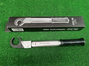 中古品 BBK テクノロジーズ ラチェット トルクレンチ 5/8用 RTQ-750