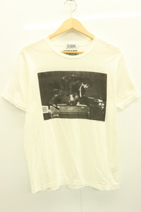 【中古】 HYSTERIC GLAMOUR メンズTシャツ L YUSAKU MATSUDA Tシャツ HYSTERIC GLAMOUR L 白 ホワイト プリント