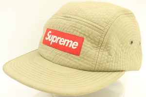 【中古】 Supreme メンズキャップ - Contour Stitch Camp Cap Supreme - ベージュ 肌色 ロゴ