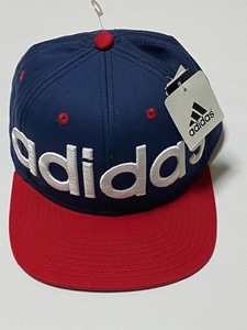 adidas アディダス SNAPBACK スナップバック 吸湿速乾 Cap キャップ 帽子 ネイビー/レッド 展示未使用品