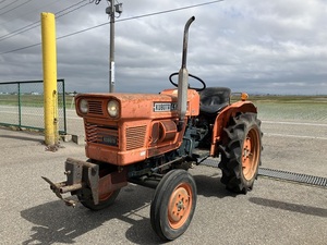 クボタ　KUBOTA　トラクター　L1801　18馬力　ディーゼル　作業機無し　可動品　直接引取り限定