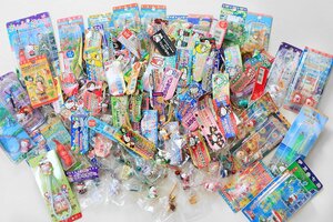 ハローキティ ◆ ご当地 限定 キーホルダー ストラップ 100個 セット ご当地キティ 根付け まとめ売り 大量 レア 未使用◆5/G053