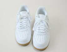 美品★ NIKE ナイキ ◆ AIR FORCE 1 '07 WHITE GUM (DJ2739-100) 白 26cm スニーカー 靴 ◆ZZ2_画像3