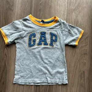 GAP Tシャツ