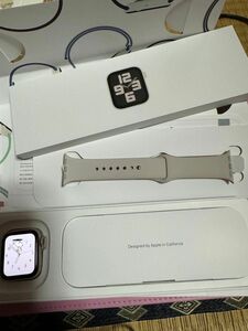 新品同様　Apple Watch SE (第２世代)GPSモデル 40mm スターライト スポーツバンドS/M