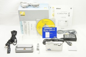 【適格請求書発行】美品 Nikon ニコン COOLPIX S8 コンパクトデジタルカメラ グロスシルバー 元箱付【アルプスカメラ】240421h