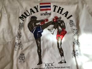 Sサイズ　Muaythai シャツ　新品未着用　かっこいい　ムエタイのTシャツ　ホワイト