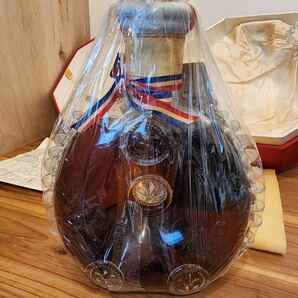 レミーマルタン ルイ13世 ベリーオールド バカラ クリスタルボトル 冊子 箱付 700ml 40% コニャック REMY MARTIN 古酒の画像3