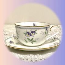 Noritake VIOLET SONG カップ&ソーサー ペア 紅茶コーヒー兼用 ヴァイオレットソング 陶磁器 バイオレット 花柄 ノリタケ _画像2