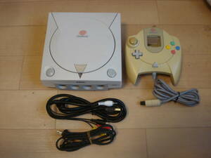 N* Sega Dreamcast body HKT-3000 2 pcs. set accessory have work properly superior article * cheap postage!