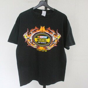 e455 2005年製ビンテージ デルタ 半袖プリントTシャツ■00s 表記Lサイズ 黒 ブラック NASCAR ファイヤー アメカジ ストリート 古着 古着卸