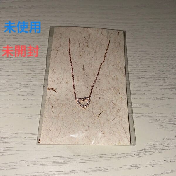 アクセサリー、 ネックレス 、チェーン、ゴールドカラー、ハート