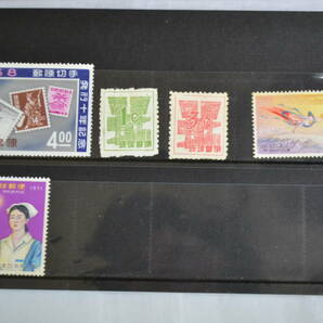 R51）琉球郵便 琉球切手 未使用 143枚 年賀切手・動植物・舞踏 などの画像7