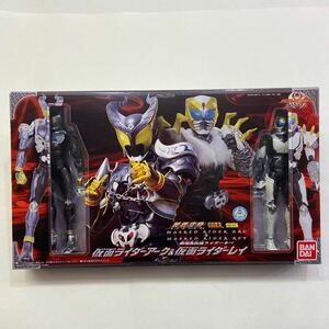 【未開封】装着変身 GE-41 仮面ライダーアーク & 仮面ライダーレイ セット / バンダイ 仮面ライダーキバ S.H.Figuarts