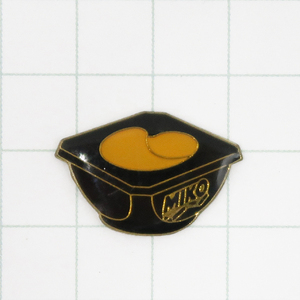 ★DKG★ PINS ピンズ フランス 雑貨 小物 ピン ピンバッチ ピンバッジ ピンバッヂ フランスピンズ P41　MIKO ミコ アイスクリーム アイス