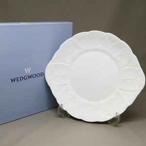 DKG★ 未使用 WEDGWOOD ウェッジウッド カントリーウェア B&B プレート 盛付皿 白 ホワイト 皿 B&Bプレート 箱付