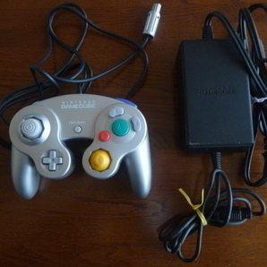 ゲームキューブ コントローラー シルバー 電源アダプター Nintendo N純正品