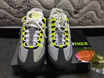 新品未使用 NIKE AIR MAX 95 OG BLACK/YELLOW LT GRAPITE US8 26cm CT1689-001 ブラック/ネオンイエロー イエローグラデーション グレー灰_画像3