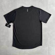 【未使用品】アンダーアーマー 半袖Tシャツ　速乾　トレーニング　スポーツウェア　ブラック　メンズL_画像6