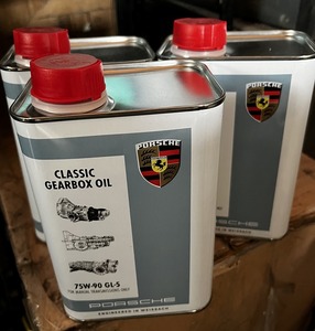 Porsche　915Transmission用　GenuineTransmissionOil　75Ｗ-90（３リッター・・１台分ですね）　New item未使用　送料込み