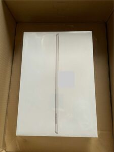 【新品未開封】iPad 10.2インチ 第9世代 Wi-Fi 64GB 2021年秋モデル MK2L3J/A [シルバー]