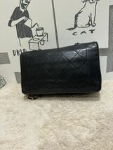 極美品　CHANEL ショルダーバッグ　マトラッセ　ダイアナフラップ_画像4