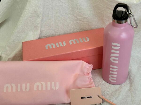 ミュウミュウ（MiuMiu）タンブラー ウォーターボトル 500ml ピンク