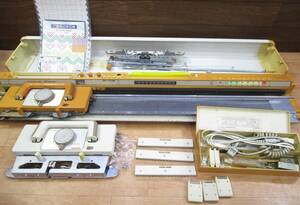 ○ SILVER REED シルバーリード SK-560型 LC-560 付属品付き 編機 編み機 ○K02-0503