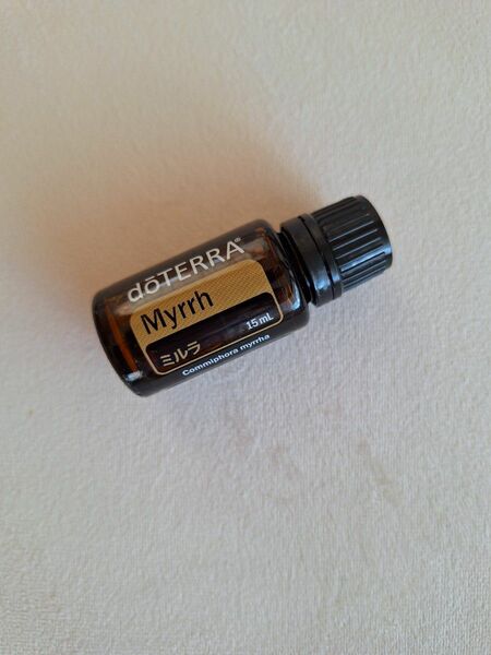 doTERRA　ドテラ　ミルラ　エッセンシャルオイル　15ML