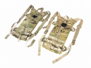 【米軍放出品】ハイドレーションキャリア 2個 カラビナ付 MOLLE2 デイバッグ リュック 迷彩 サバゲー ミリタリー (60) ☆BE9DK-W#24