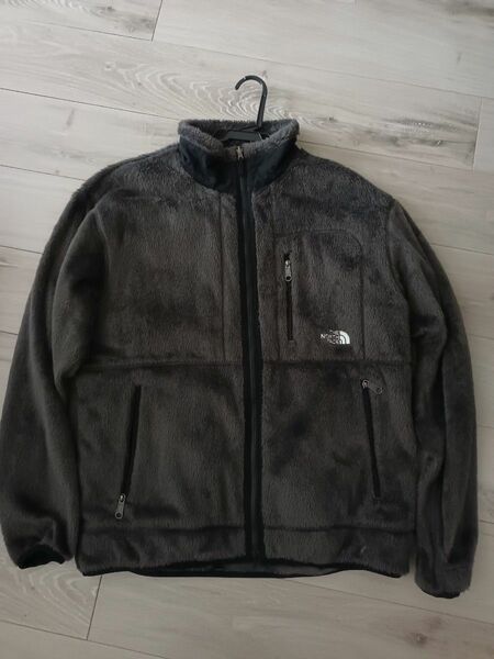 ノースフェイス NORTH FACE フリース　NA72132 グラフィットグレー　Mサイズ