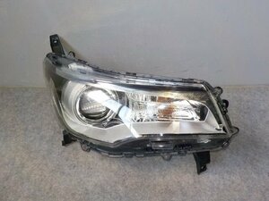 中古 EKカスタム DBA-B11W 右ヘッドランプ 8301C580/972 ＨＩＤ STANLEY W1048 [ZNo:05000180]