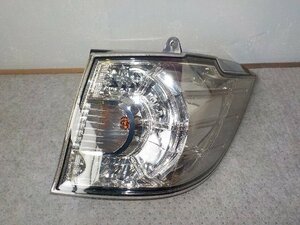 中古 MPV DBA-LY3P 右テールランプ L208-51-150H STANLEY P5134 [ZNo:02000823]