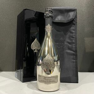 アルマンド　ブリニャック　ブランドブラン　シルバー　 シャンパン ARMAND BRIGNAC ケース　箱付き