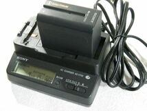 ＊＊＊☆★ SONY NP-F950/ AC-V700　バッテリー・充電器・コード２種類　_画像4