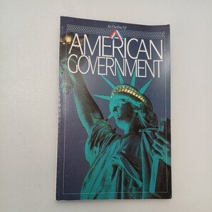 zaa-572♪An Outline Of AMERICAN GOVERMENT By: Nathan Glick(著) Publisher: Released 1989年