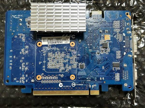 【送料無料】ASUS グラフィックボード EN7600GS SILENT/HTD/256M GeForce 7600GS PCI Express