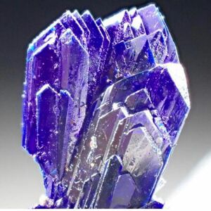 ブレード状結晶！ドイツ産アズライト/藍銅鉱　 鉱物 原石 標本 鉱物標本　鉱石　コレクション　置物 天然石