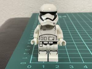 LEGO Звездные войны Ad отдушина календарь First заказ Stormtrooper б/у 