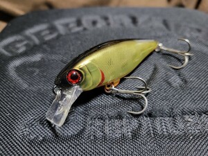 ★JACKALL★CHUBBLE SR ジャッカル チャブル SR シャンパンゴールドギル 美中古品 Length 65mm Weight 9.0g Depth 1.2m クランクベイト