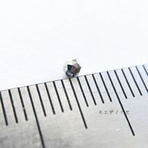 Pt850 プラチナ無垢 ビーズ 2.3mm 4個セット 日本製 アクセサリーパーツ トライアングルカット ミラーボールカット　ハンドメイド素材_画像2