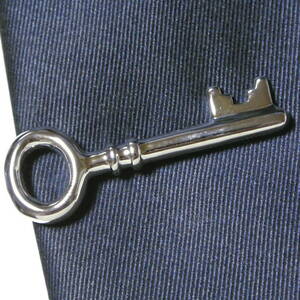 新品◆鍵 ネクタイピン シルバー 4.1cm 銀 アンティーク ヴィンテージ キー Key タイバー