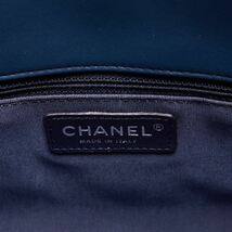 CHANELシャネルマトラッセ ココマーク ココチャーム付き ダブルチェーントート ラムスキン ブルー（シルバー金具） レディ_画像8