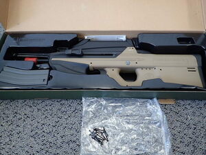 051601 ☆FN HERSTAL F2000 電動ガン♪ 現状お渡し商品