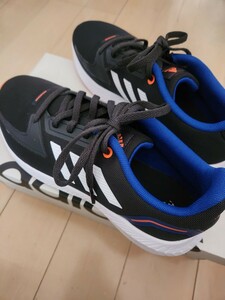 * прекрасный товар Adidas adidas спортивные туфли 24.5cm*