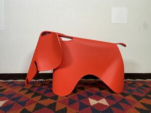  не использовался с коробкой стандартный товар!vitra Eames Elephant Mid-century poppy red произведение искусства eames elephant