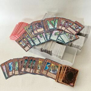 c395-2 80 トレーディングカード 遊戯王 KONAMI TCG デュエルモンスターズ まとめて 1500枚以上 大量セット 重複多数 ケース入り 風 熊っち