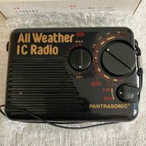 e380-60 新品未使用 スポーツラジオ AM/FM 防水 レトロ 動作未確認 電池式 ICラジオ PANTRASONIC オールウェザーラジオ_画像2